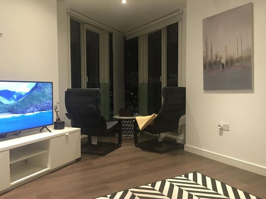Grand Serviced Apartment***** Croydon Dış mekan fotoğraf